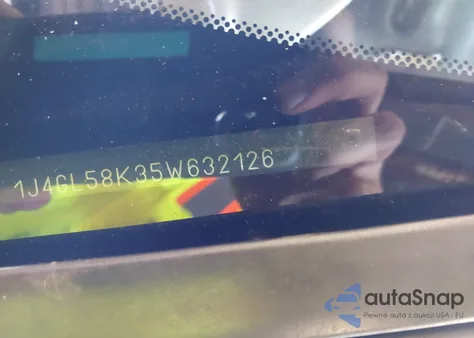 2005 Jeep Liberty Limited Edition из США, поврежденный, VIN 1J4GL58K35W632126